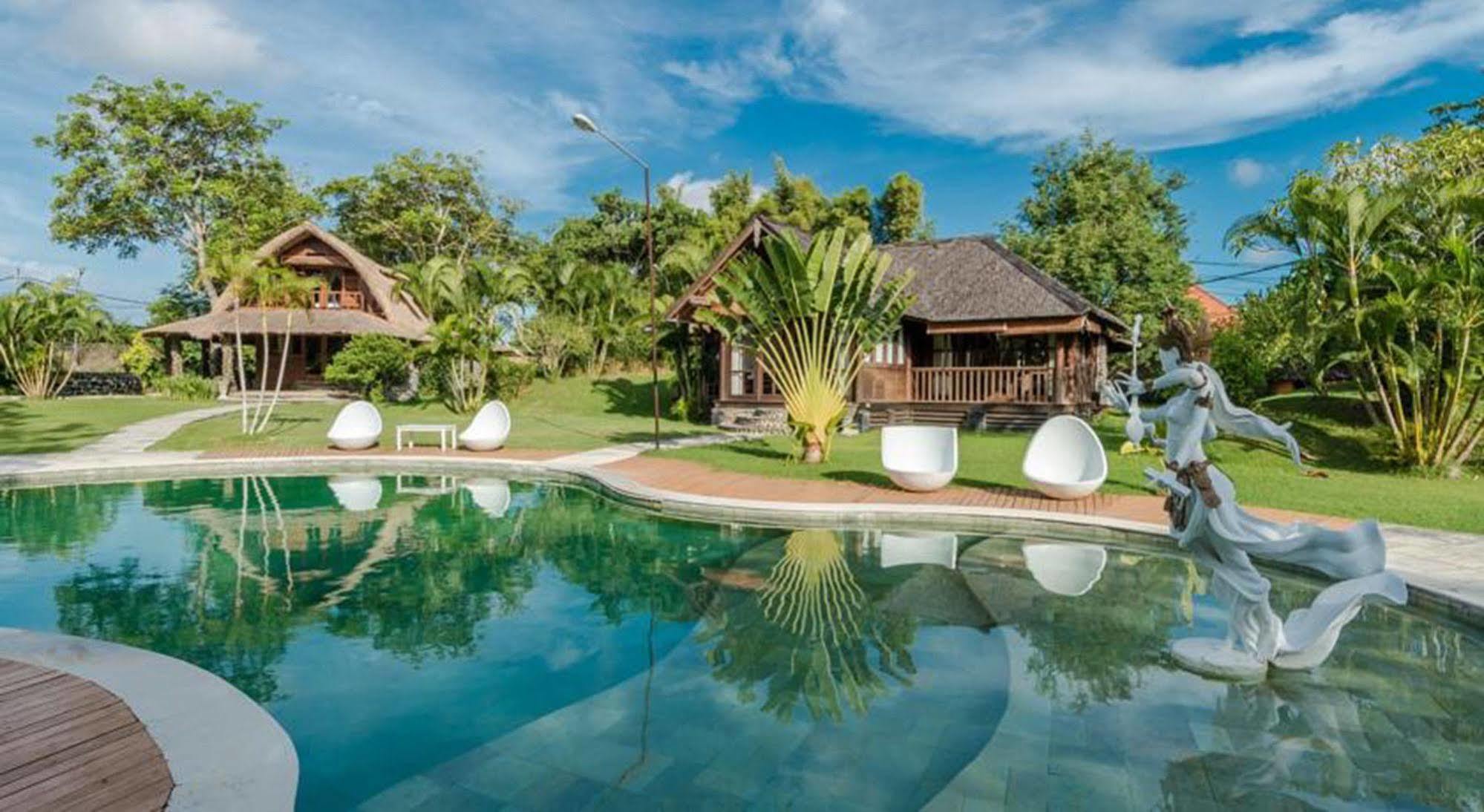 กรีน อูมาลัส รีสอร์ต Hotel เซมินยัค ภายนอก รูปภาพ